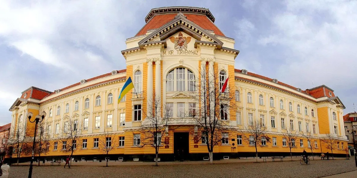 Magyar állampolgárok kerültek Kárpátalján veszélybe!