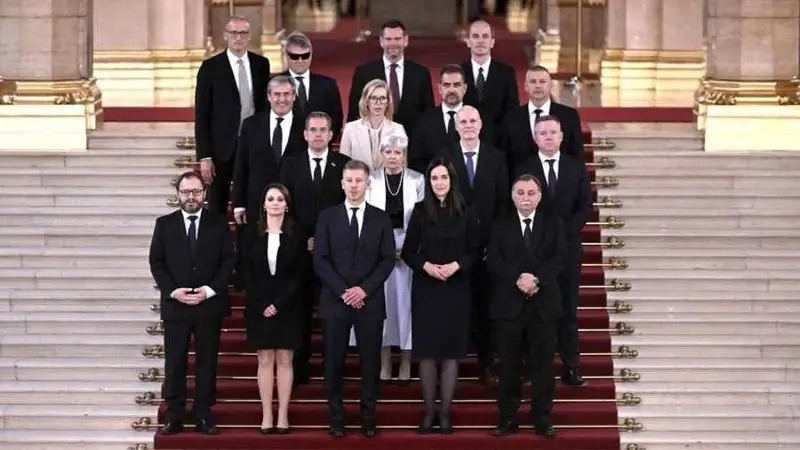 Belháború és káosz a Tisza-kormányban: Megbukott Magyar Péterék alkotmányellenes puccskísérlete
