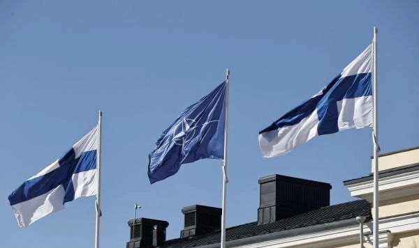 Finnországban felmerült a NATO-ból való kilépés kérdése
